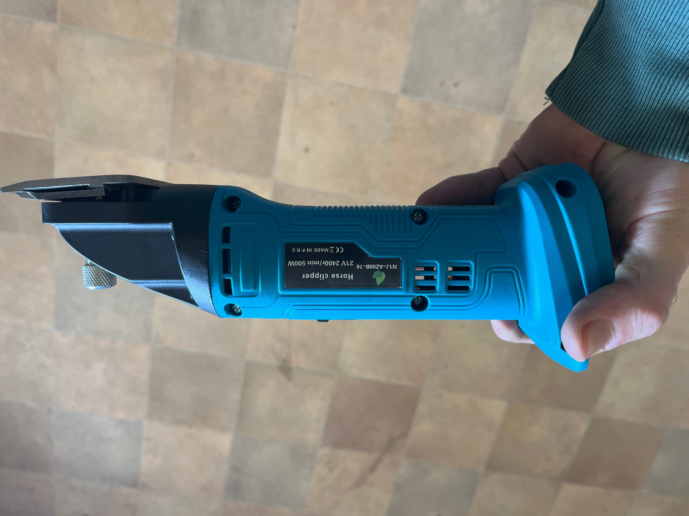 Cordless Electric 35 Teeth Horse & Goat Hair Clippers - Compatible with Milwaukee Batteries